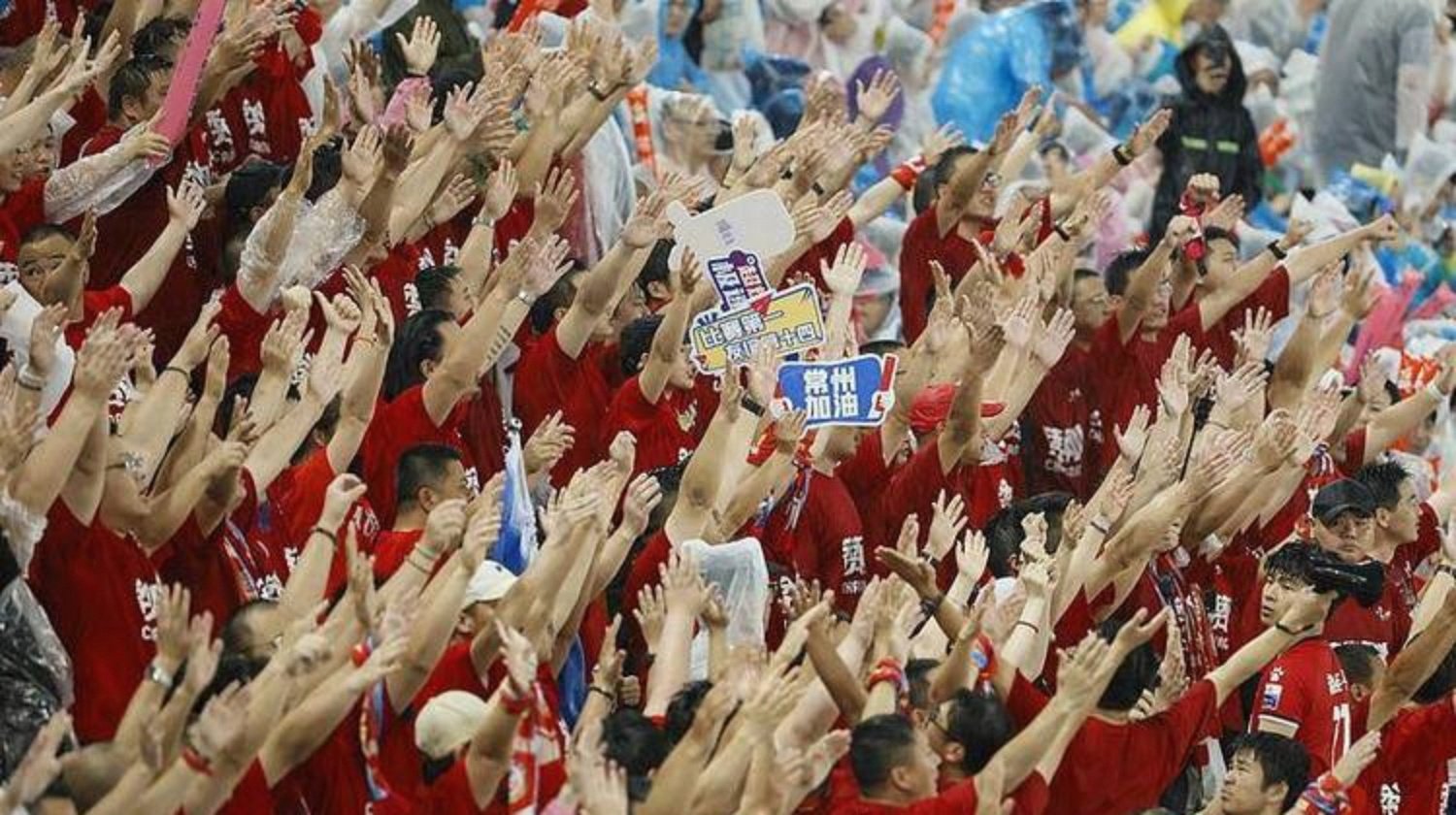 赛地聚焦——CBA季后赛集结日热度飙升;里尔豪取连胜;球迷炸锅;心理建设被强调的简单介绍