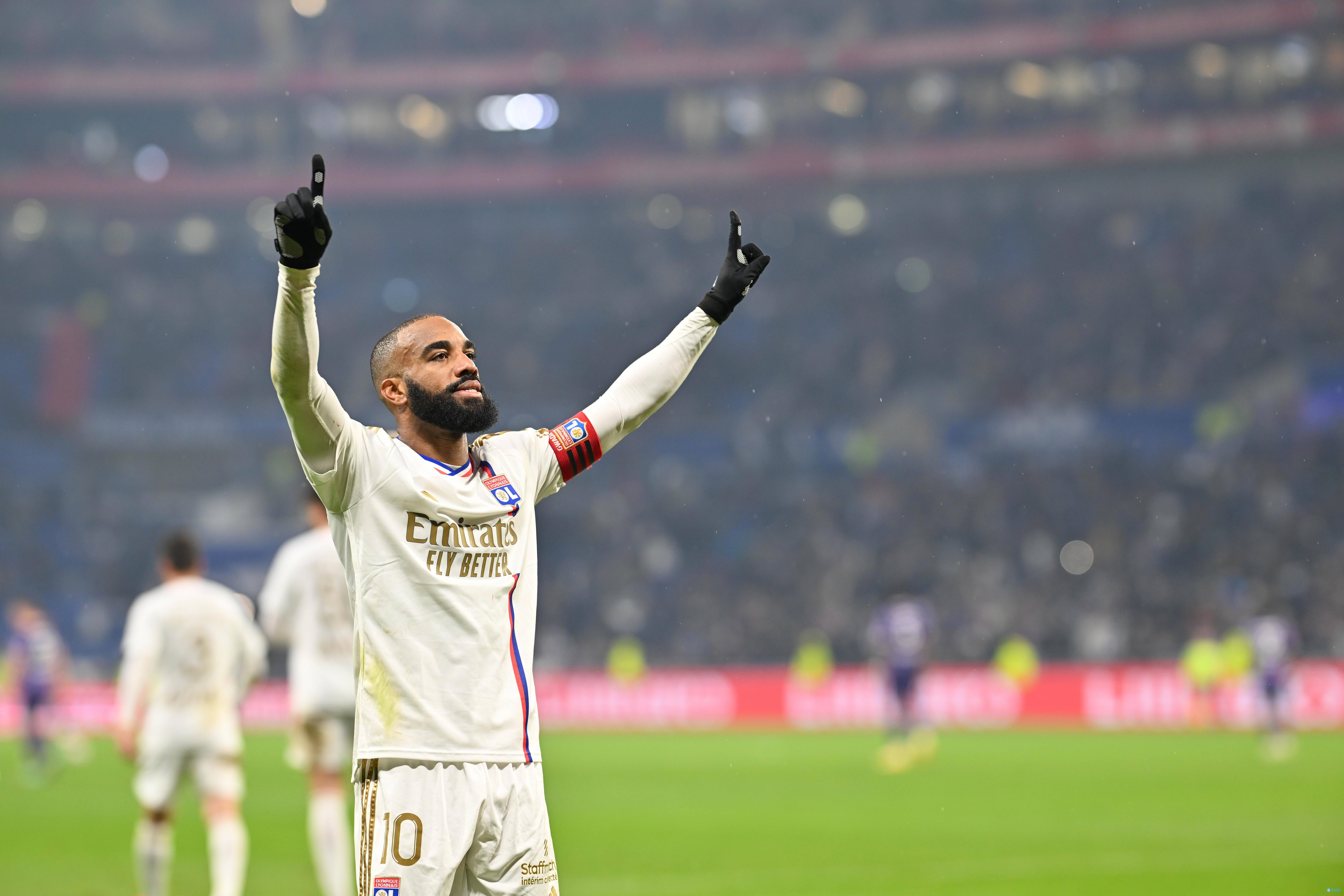 ng28包含新奥尔良鹈鹕窗口期复出首秀瓦伦西亚围绕西甲完成体检，网友：里昂赛前内部沟通的词条